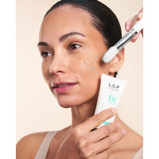 Gommage Gel Peau Neuve aux AHA LCP